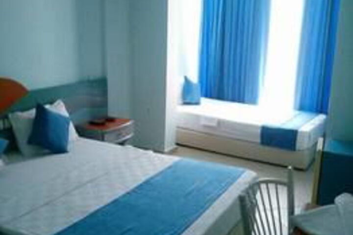 Room 14 of 23