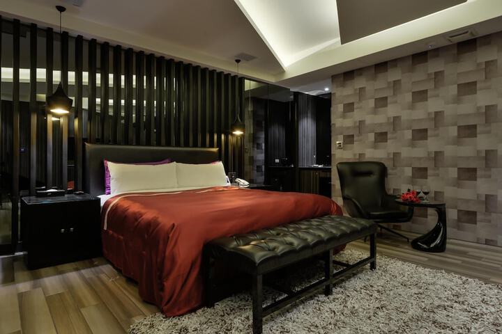 Room 21 of 59
