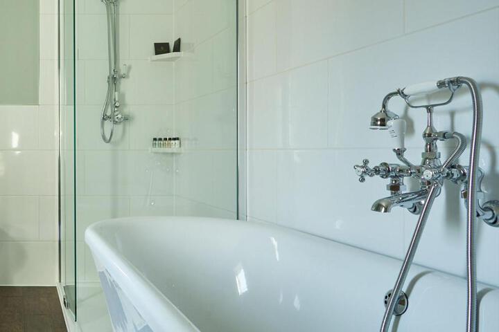 Suite Photo
