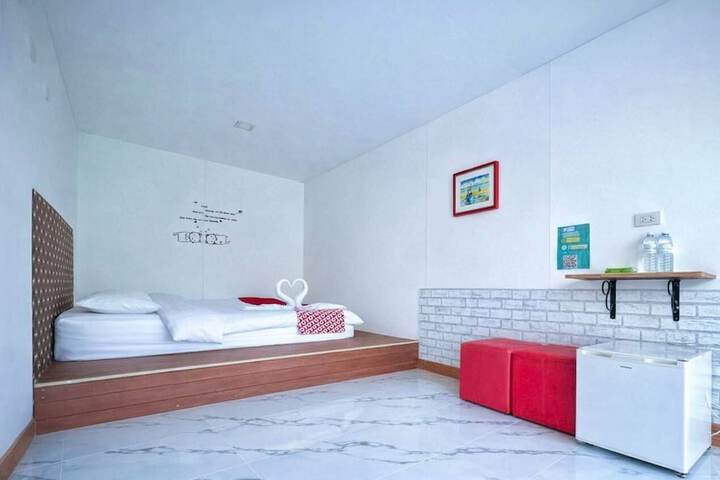 Room 18 of 46
