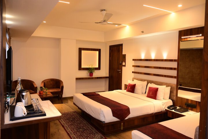 Room 7 of 31
