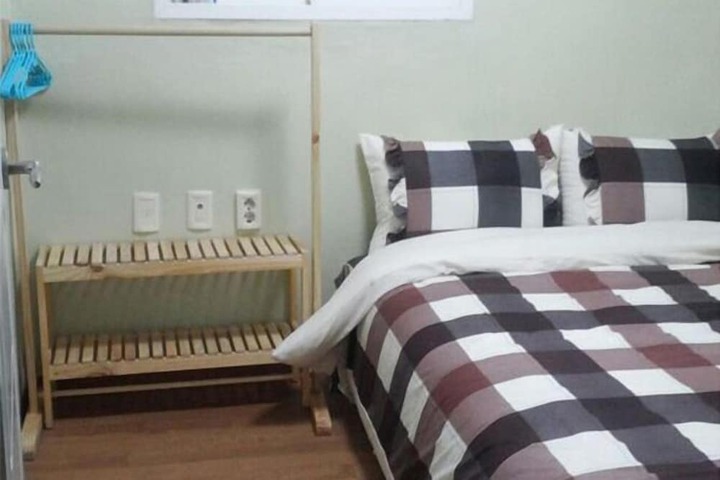 Room 12 of 57