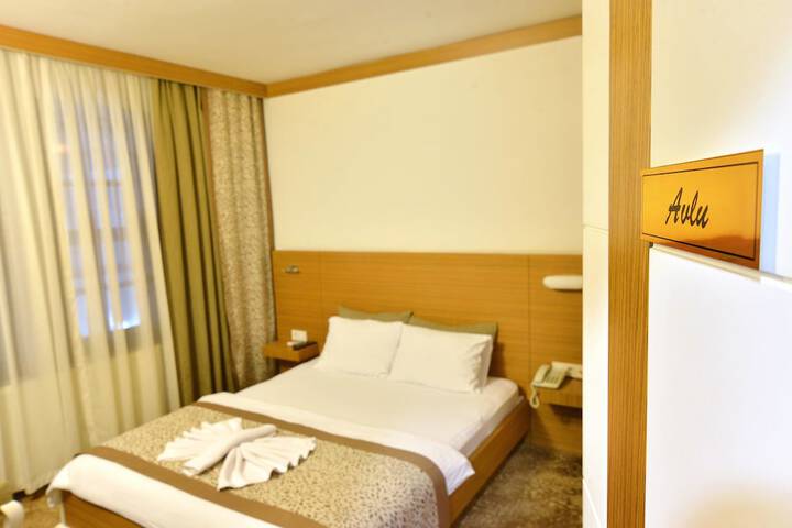 Room 27 of 53