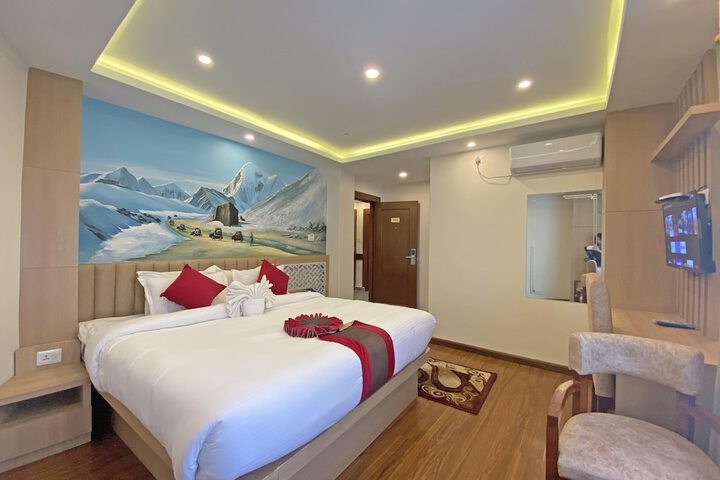 Room 28 of 129