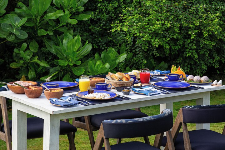 Breakfast/Coffee Service 49 of 72