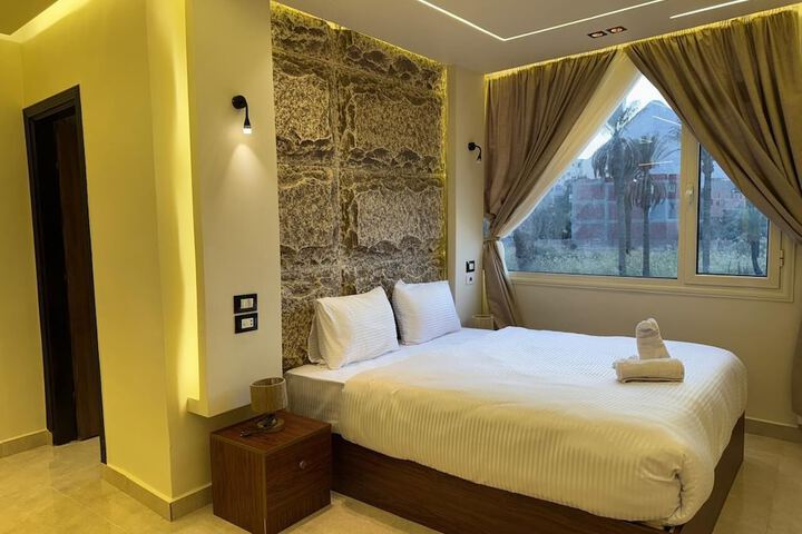 Room 25 of 110