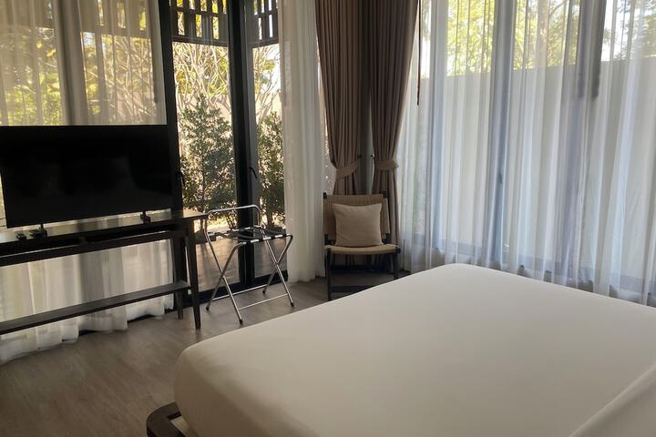Room 15 of 62