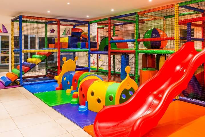 Childrens Activities 217 of 343