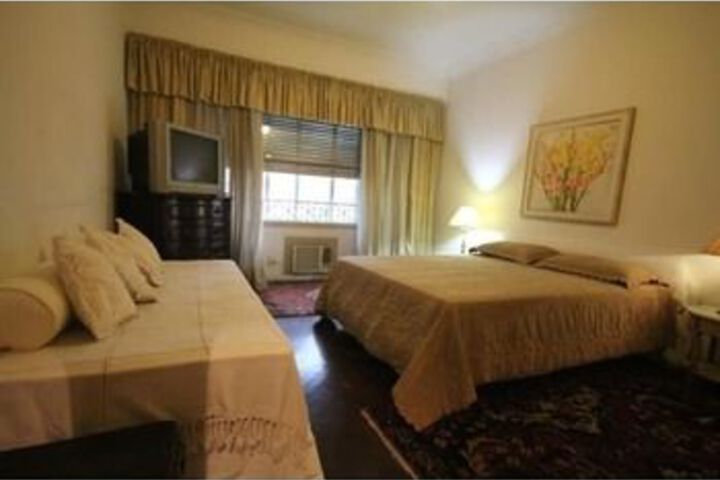 Room 15 of 35