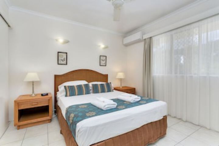 Room 10 of 75