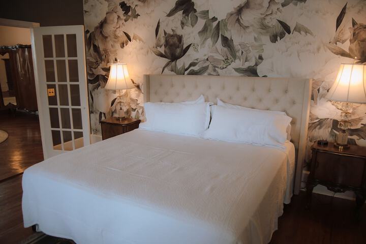 Standard Double Room (8 of 64)