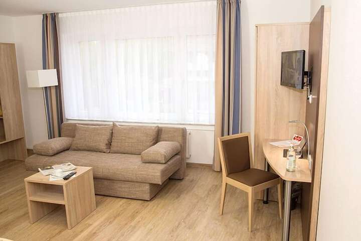 Room 14 of 34