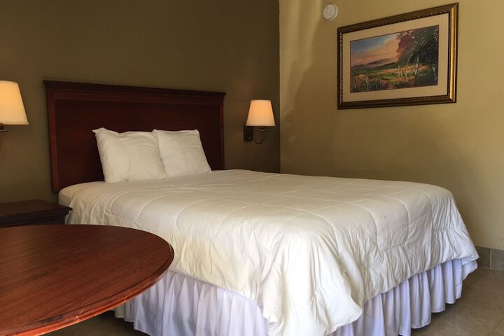 Room 5 of 34