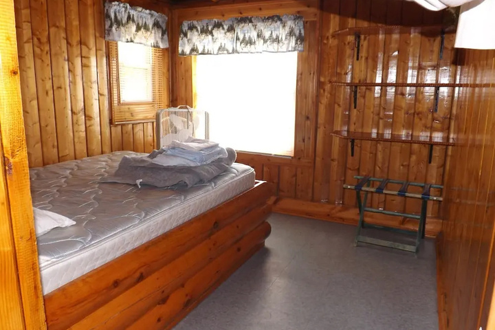 Photo of Crooked Lake Resort Cabin 1 Holiday home 2 Be