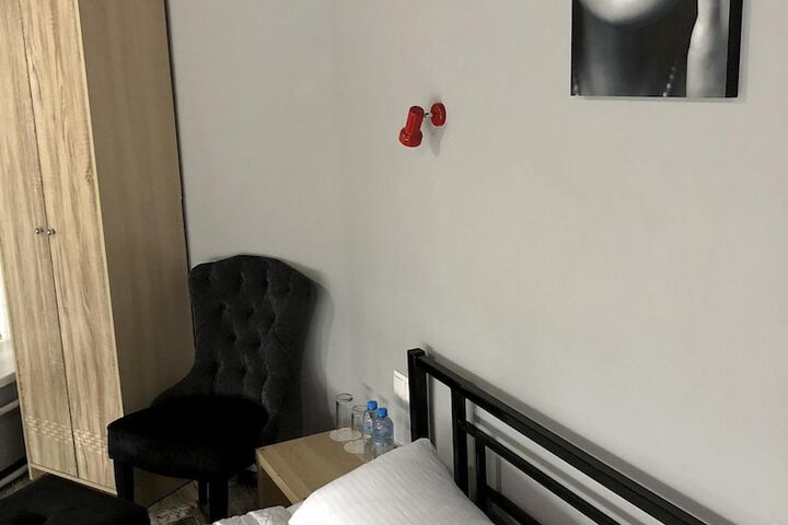 Room 19 of 56