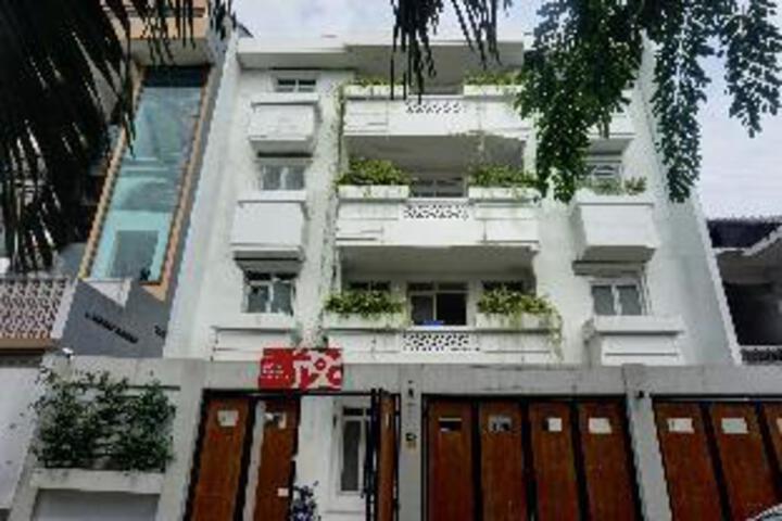 OYO 90784 Adelia Syariah Residence