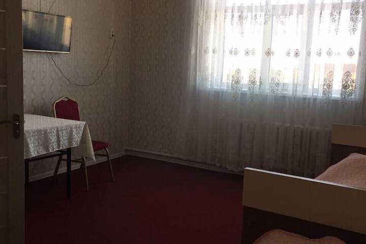 Room 7 of 41