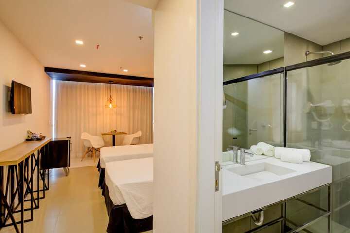 Room 50 of 80