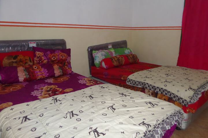 Room 10 of 21