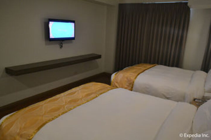 Room 36 of 85