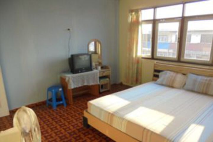 Room 19 of 41
