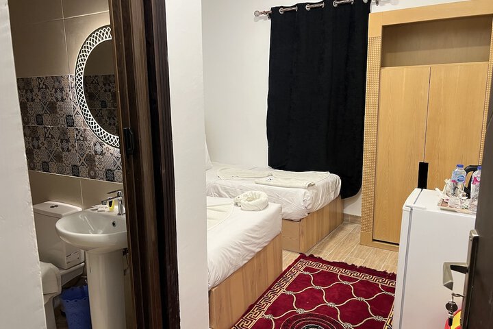 Room 16 of 62