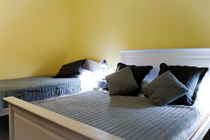 Room 8 of 39