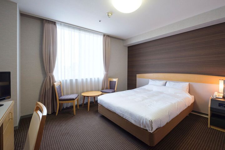 Room 22 of 65