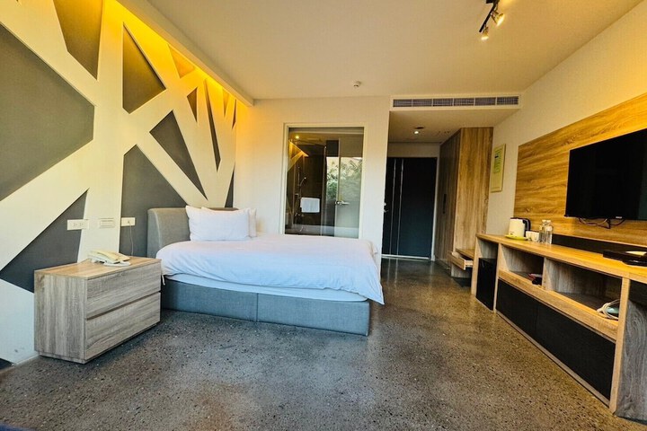 Room 56 of 118