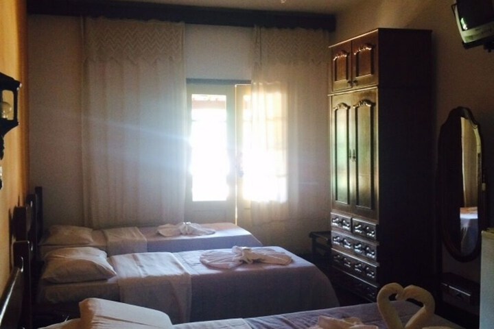 Room 4 of 56