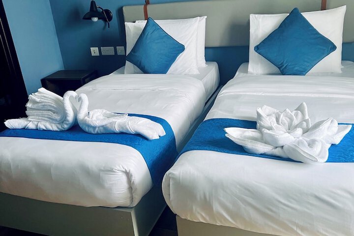 Room 33 of 58