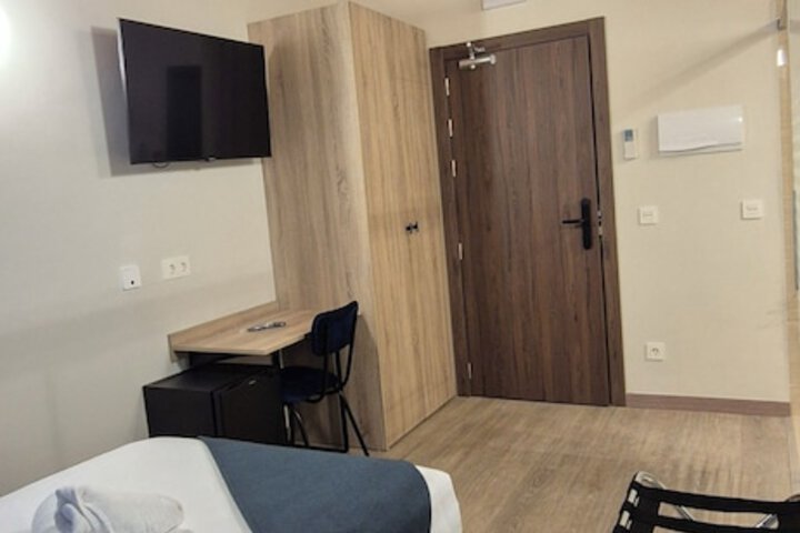 Room 18 of 47