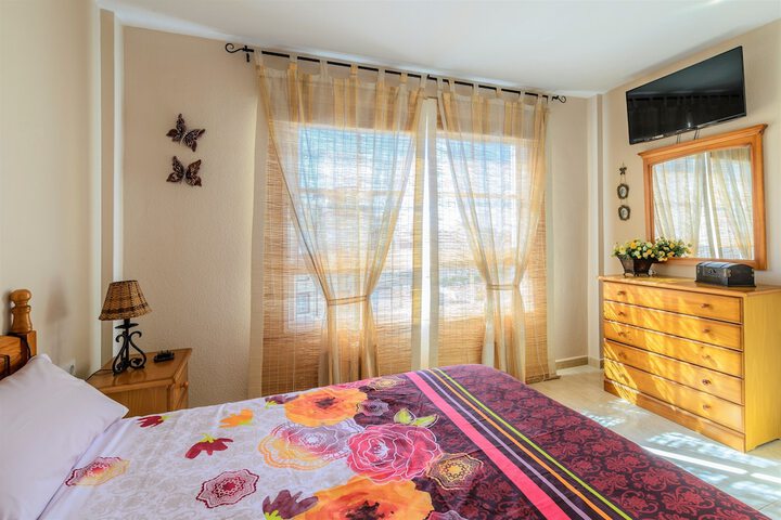 Room 4 of 24