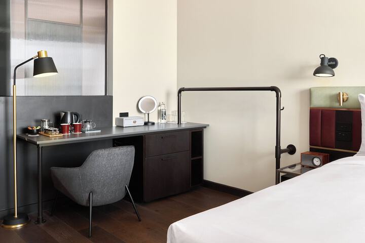 Room 20 of 75