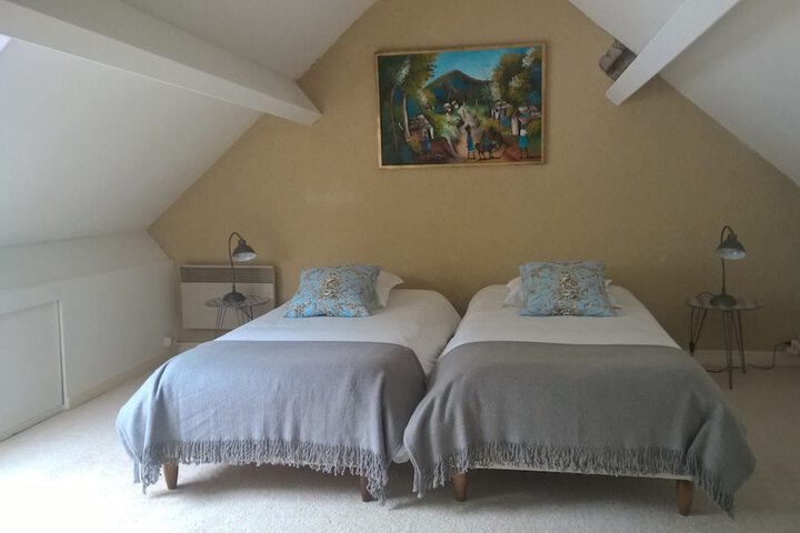 Room 3 of 31