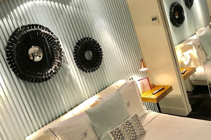 Room 25 of 86