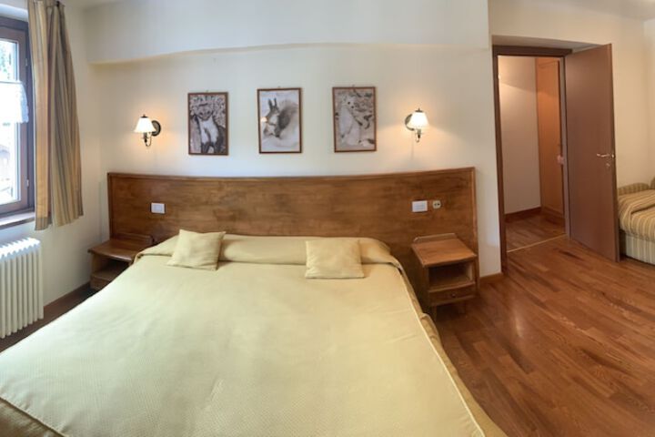 Room 16 of 58