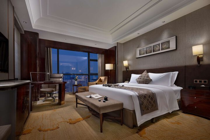 Room 18 of 57