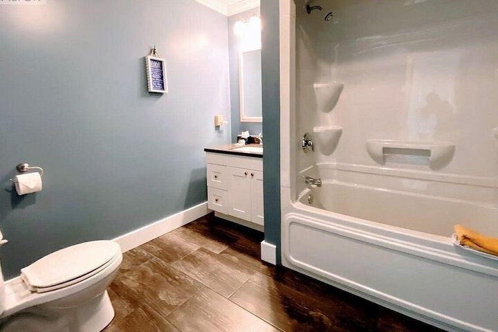 Room 8 of 30