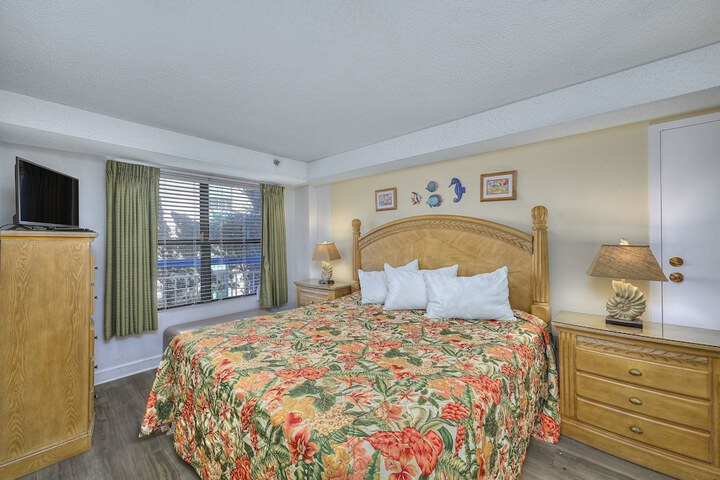 Room 14 of 138