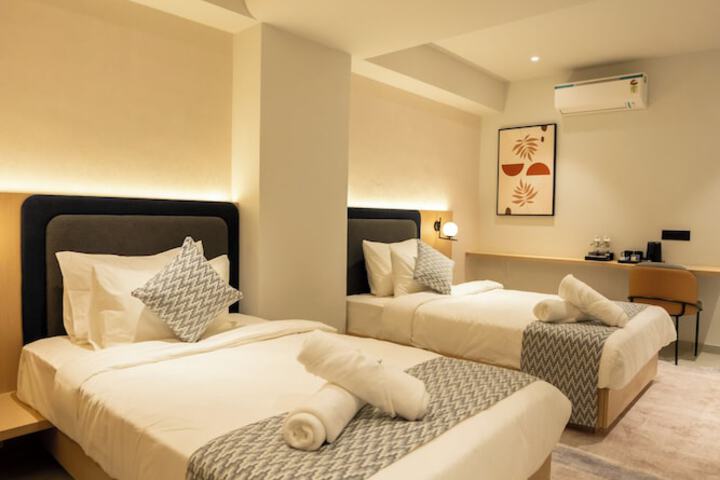 Room 65 of 90