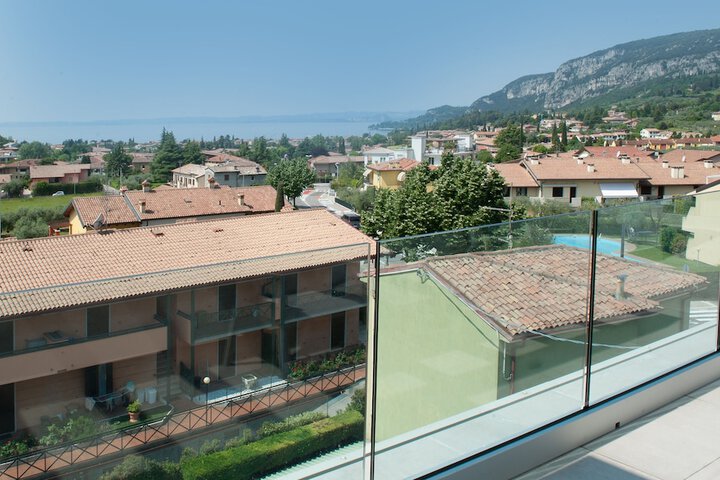 Terrace/Patio 84 of 84