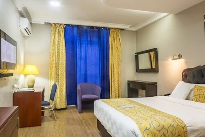 Room 15 of 47