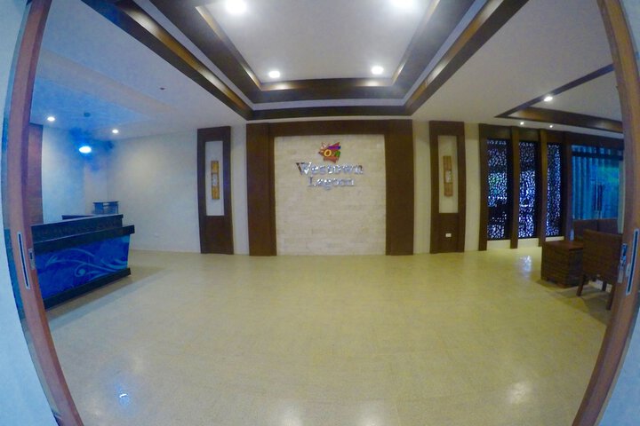 Hotel 3 of 68
