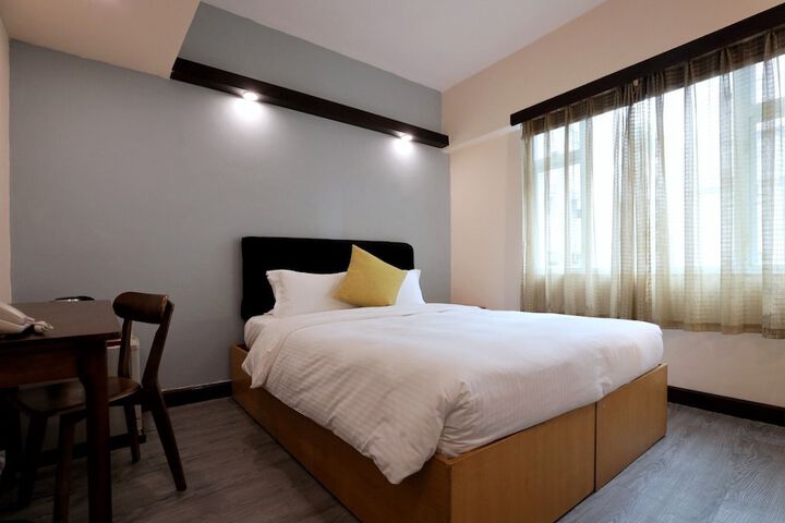 Room 16 of 29