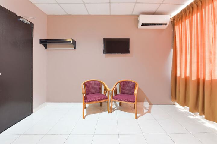 Room 12 of 41