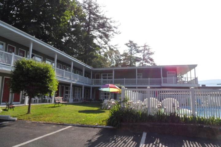 Hotel 66 of 83