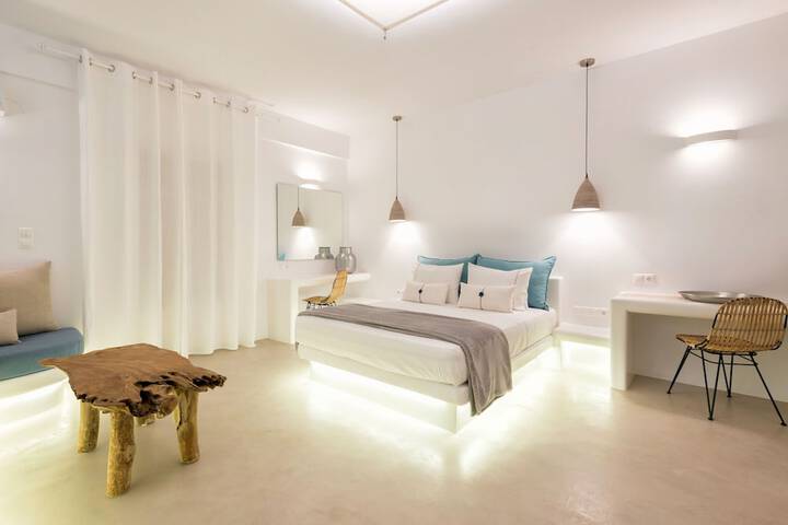 Room 4 of 95