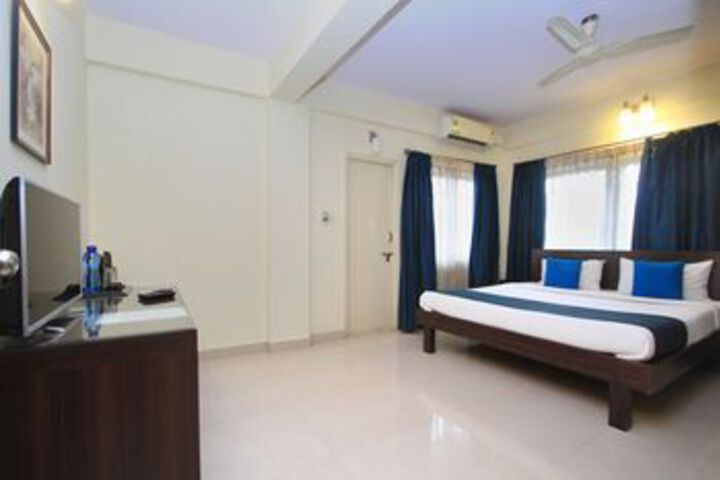 Room 8 of 23