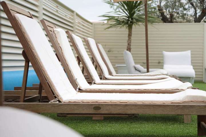 Sundeck 43 of 48